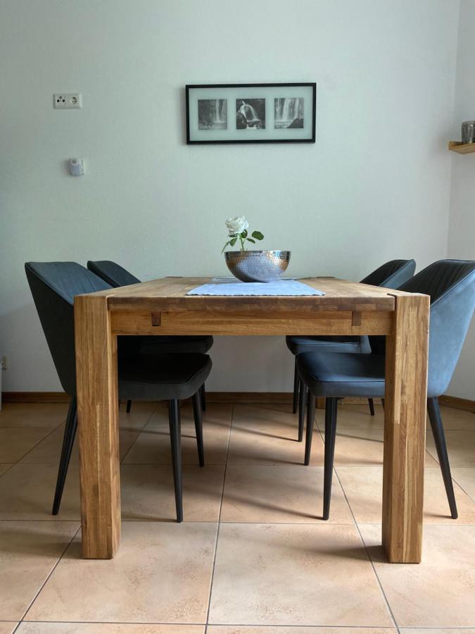 בנדורף Ferienwohnung Sayn Bei Koblenz מראה חיצוני תמונה